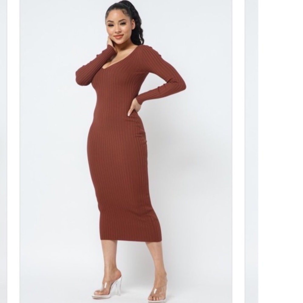 Ribbed midi dress